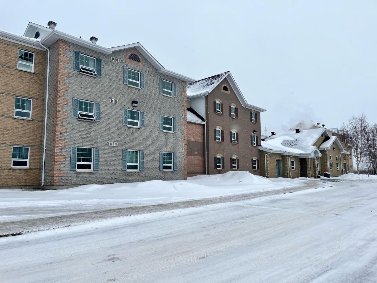 Residence & Conference Centre - Timmins Exterior foto